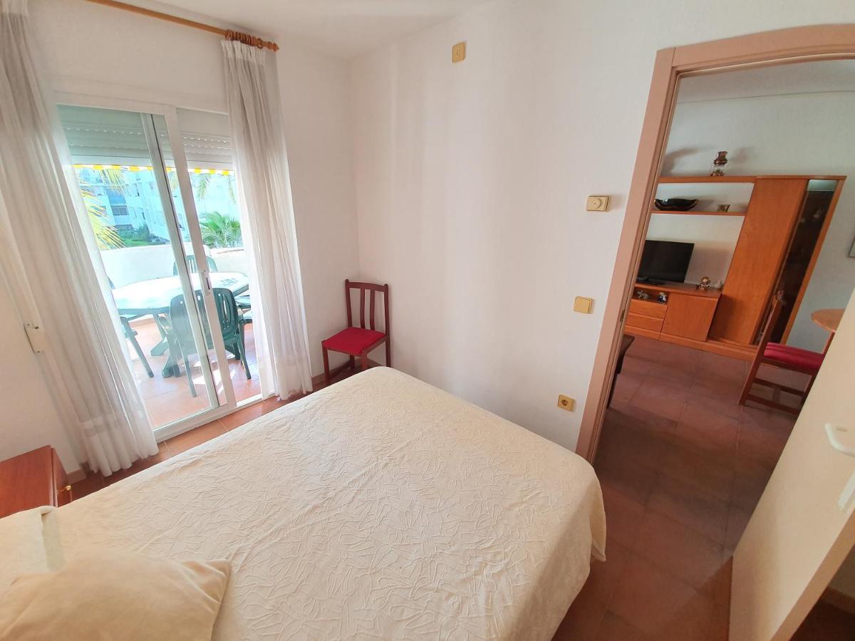 Apartamento Royal Marine Deluxe Roses Exterior photo