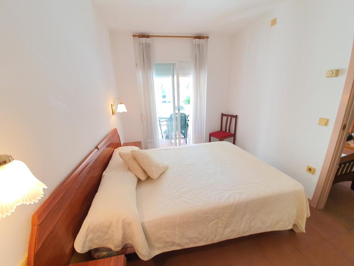 Apartamento Royal Marine Deluxe Roses Exterior photo